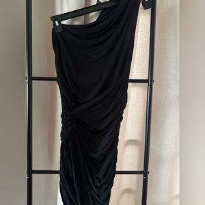 Tart Black Ruched Pencil Midi Skirt